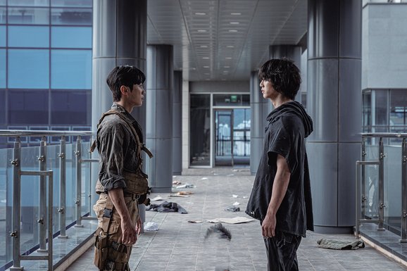 onlyyou_jy's tweet image. [씨네21] [연속기획 6] 부산영상위원회 아카이브 총서 &amp;lt;부산의 장면들&amp;gt; #1, ‘드라마’, &amp;lt;스위트홈&amp;gt; 시즌2 부산 제작기 |  m.cine21.com/news/view/?mag…
#진영 #스위트홈2 #스위트홈3