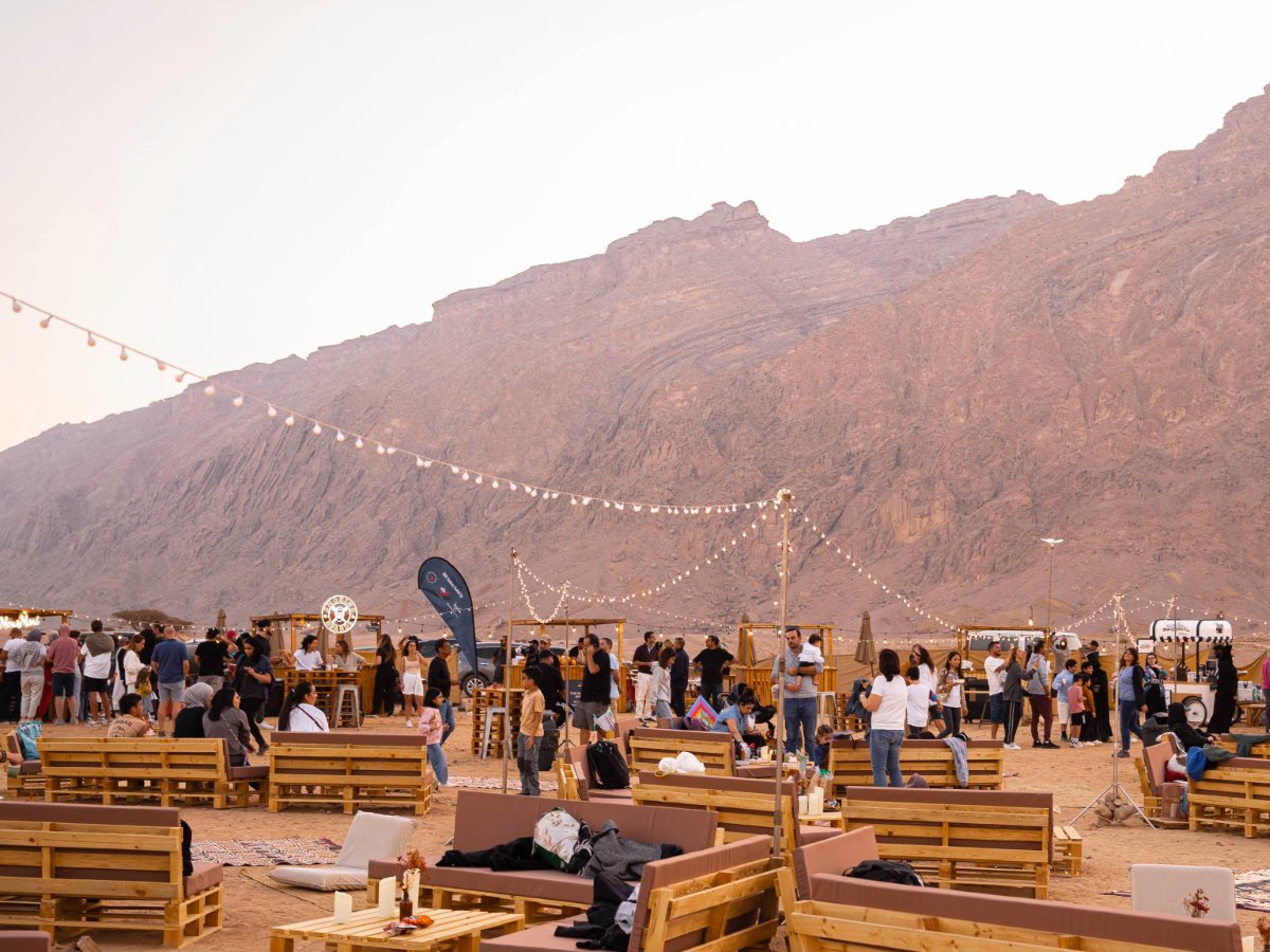 BITEX_AUH's tweet image. ✨アブダビスタッフ通信✨
【ミート&amp;amp;マウンテン】が開催！

砂漠で開催されるバーベキューフェスティバル🤩砂丘、山、DJによる音楽に囲まれて肉を食すイベントです！

11月23日　14:30~23:50
Jebel Hafit Desert Park, Al Ain in Abu Dhabi

#abudhabi
#bitex
#バイテックス
#アブダビ不動産…