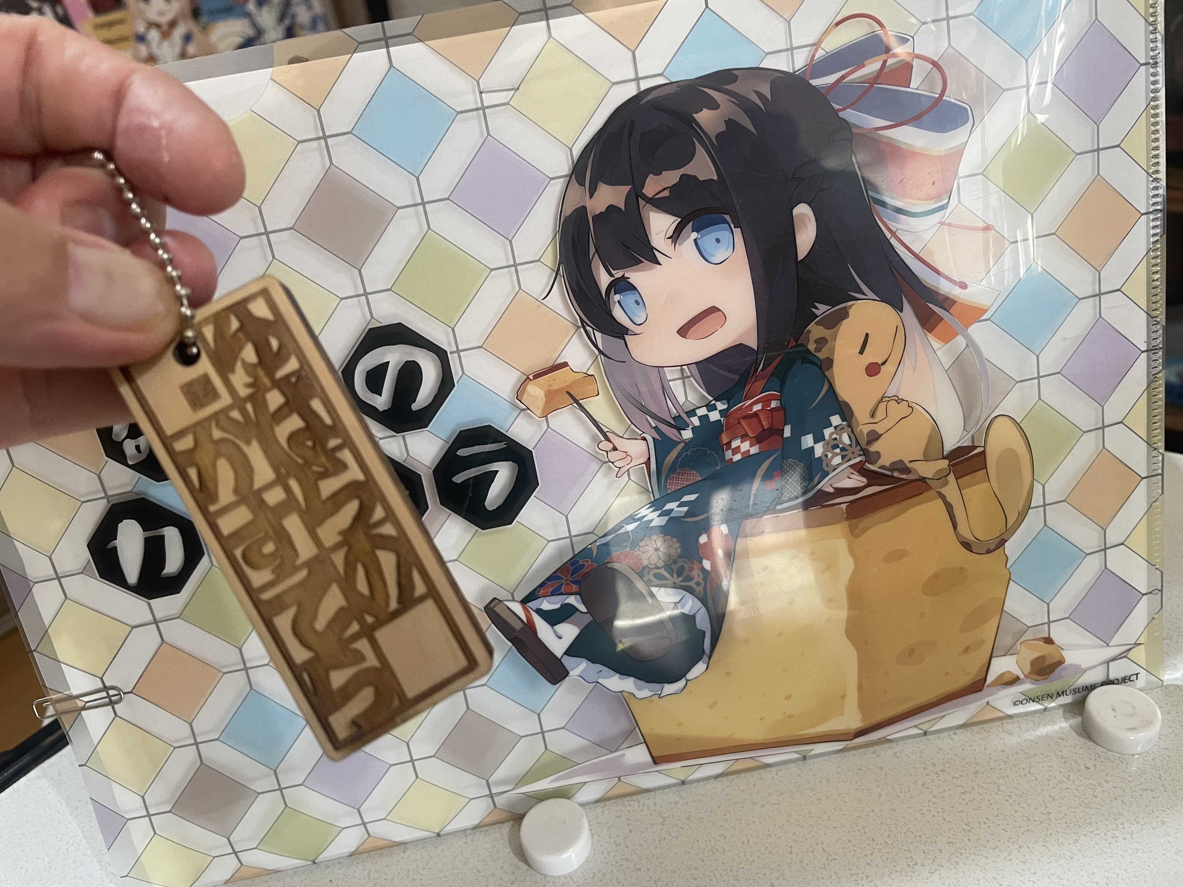 【ファッション通販】 温泉むすめ 湯原砂和 アクリルキーホルダー カステラ（湯原砂和 和菓子