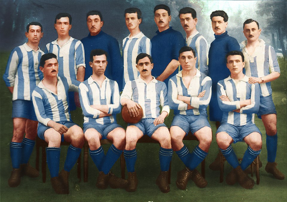 OldGreekPhotos's tweet photo. Greece national football team

1. Greece squad for the 1920 Olympics

2. The national team for the Inter-Allied Games in Paris, 1919

#oldgreekphotos https://t.co/rdu2qMdGnW