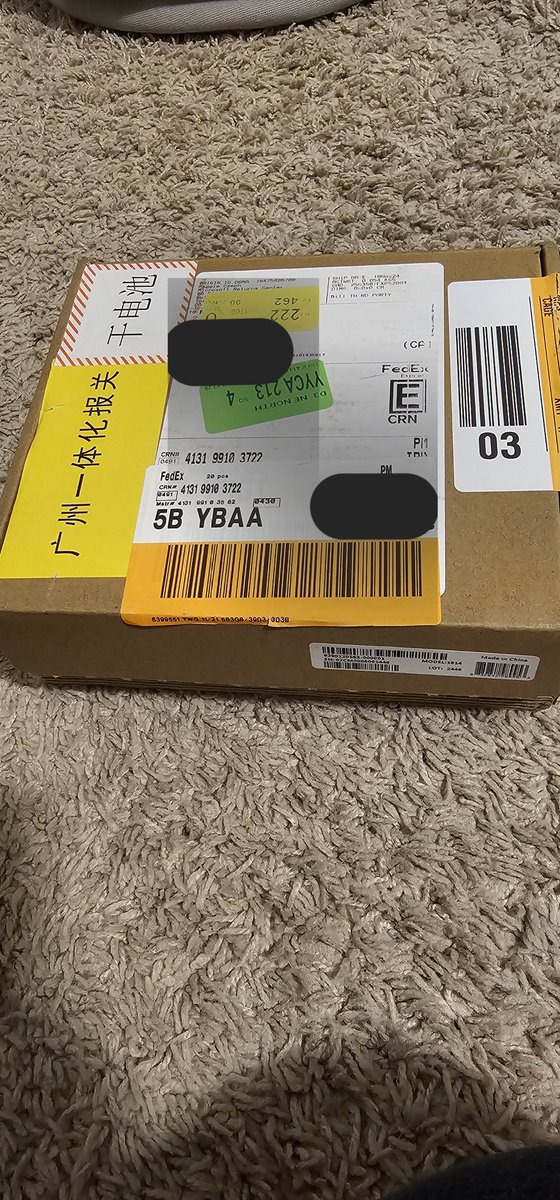 Righteous10001's tweet image. @Xbox @XboxP3 I recently received my order from #XboxDesignLabs for my son&apos;s upcoming birthday. However the packaging was not what I have expected as it looks as they used a box for returned items. I paid over $133 Canadian. What happened?
