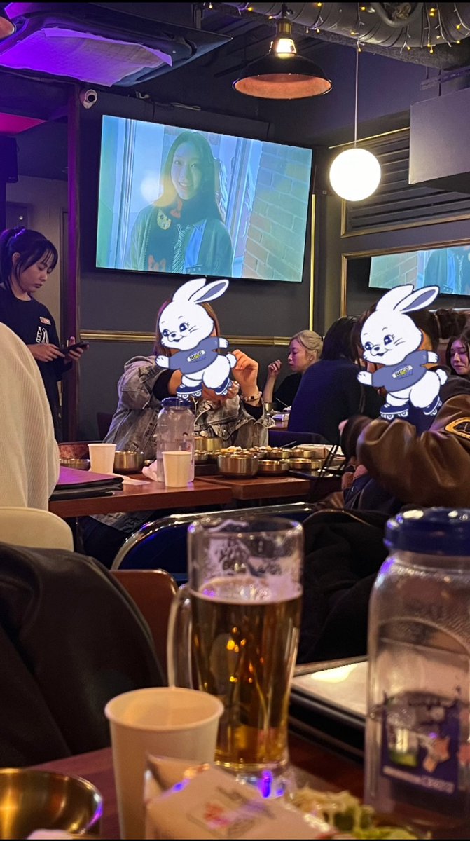 twittasasa's tweet photo. 昼飲み in 新大久保 with ヘリン https://t.co/OF9rjKYksd