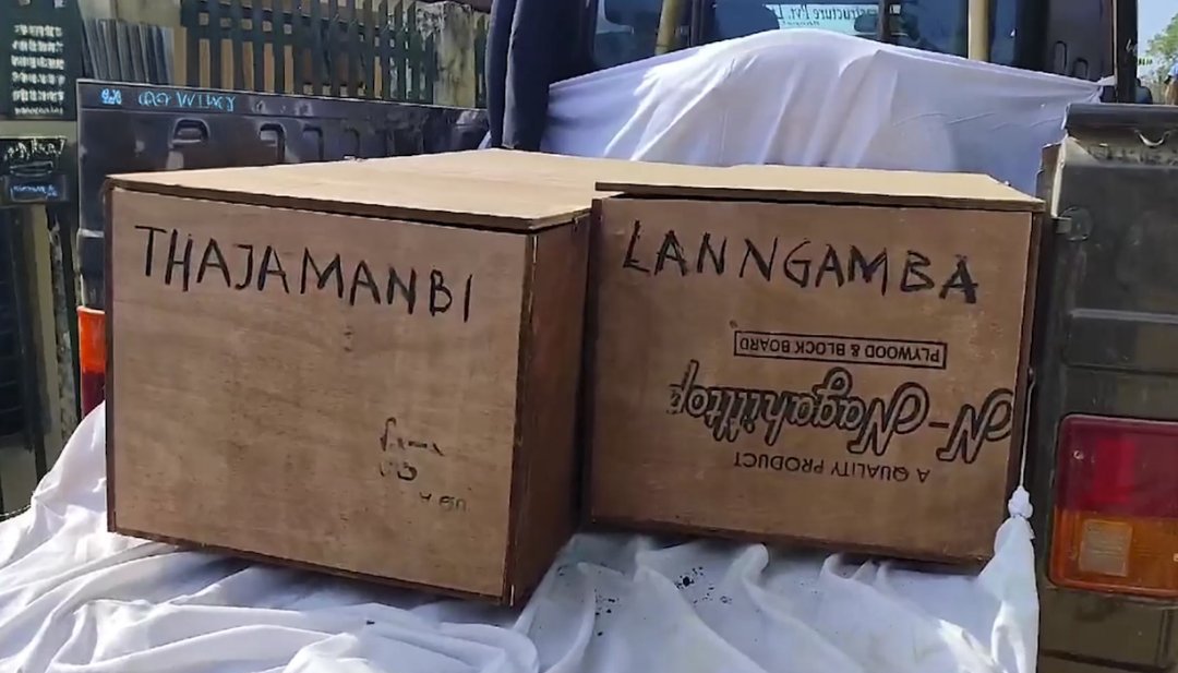JohnnyMeetei's tweet photo. Won't say "smallest coffins are the heaviest".
Will say "Curse those monsters #kukibabykillers #kukir@pists #kukiterrorists ,their sympathisers,they face the same fate to carry the coffins of their own children soon".
Also "Let those #MeiteiGenocide enablers face the same fate" https://t.co/aWcXR7YQuZ