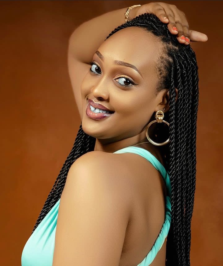 Sir_Umuhirwaa2's tweet image. Niki Uzi kwa bariya bigeme 🇧🇮 , biyita aba #influenceuse ?! 🤩✍🏽