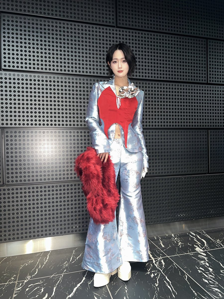 suzumura_seri_'s tweet photo. TOKYO FASHION CROSSING2024
ありがとうございました！
仮面女子のライブ、そしてファッションショーでランウェイを歩かせていただけて幸せでした☺︎
#TOKYOFASHIONCROSSING #TFC2024 https://t.co/16C5NA6Gsy