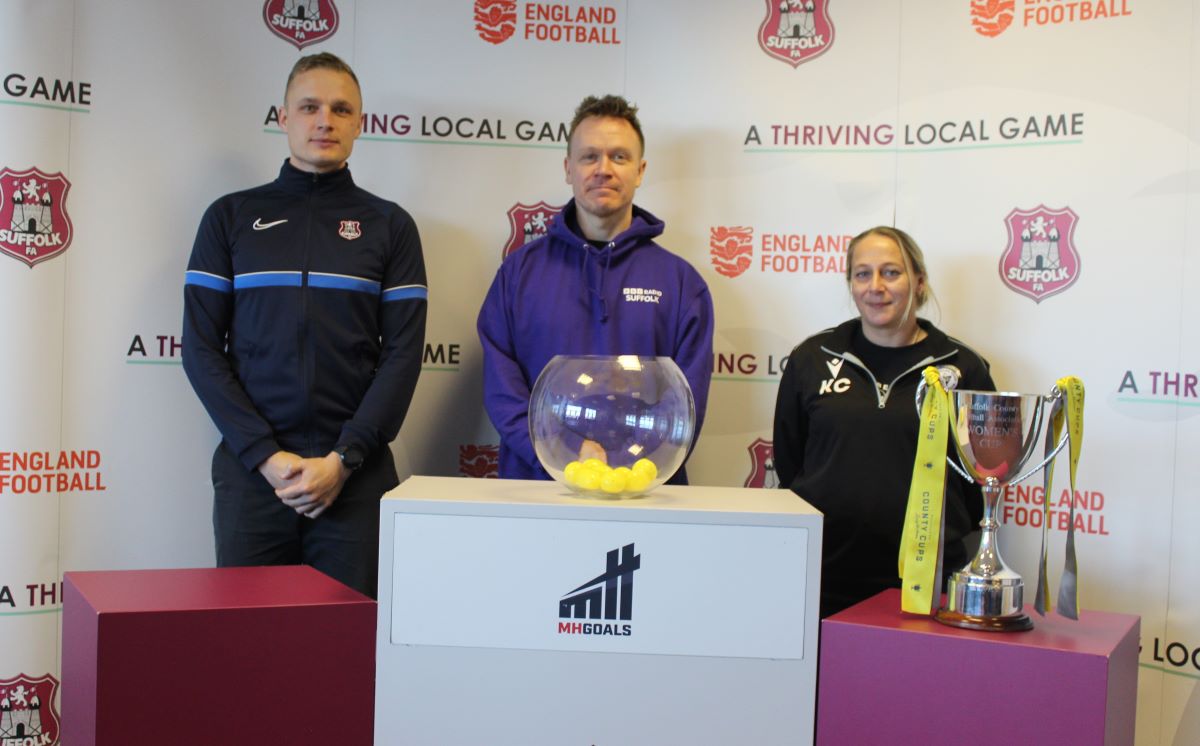 Home draw for <a href="/Becclesladiesfc/">Beccles Town Ladies 11s & 7s</a> in their first-ever <a href="/MHGoals/">MHGoals Ltd</a> Suffolk Women's Cup Quarter-Final...

tinyurl.com/yxatda7e

#SFAcountycups
#AThrivingLocalGame