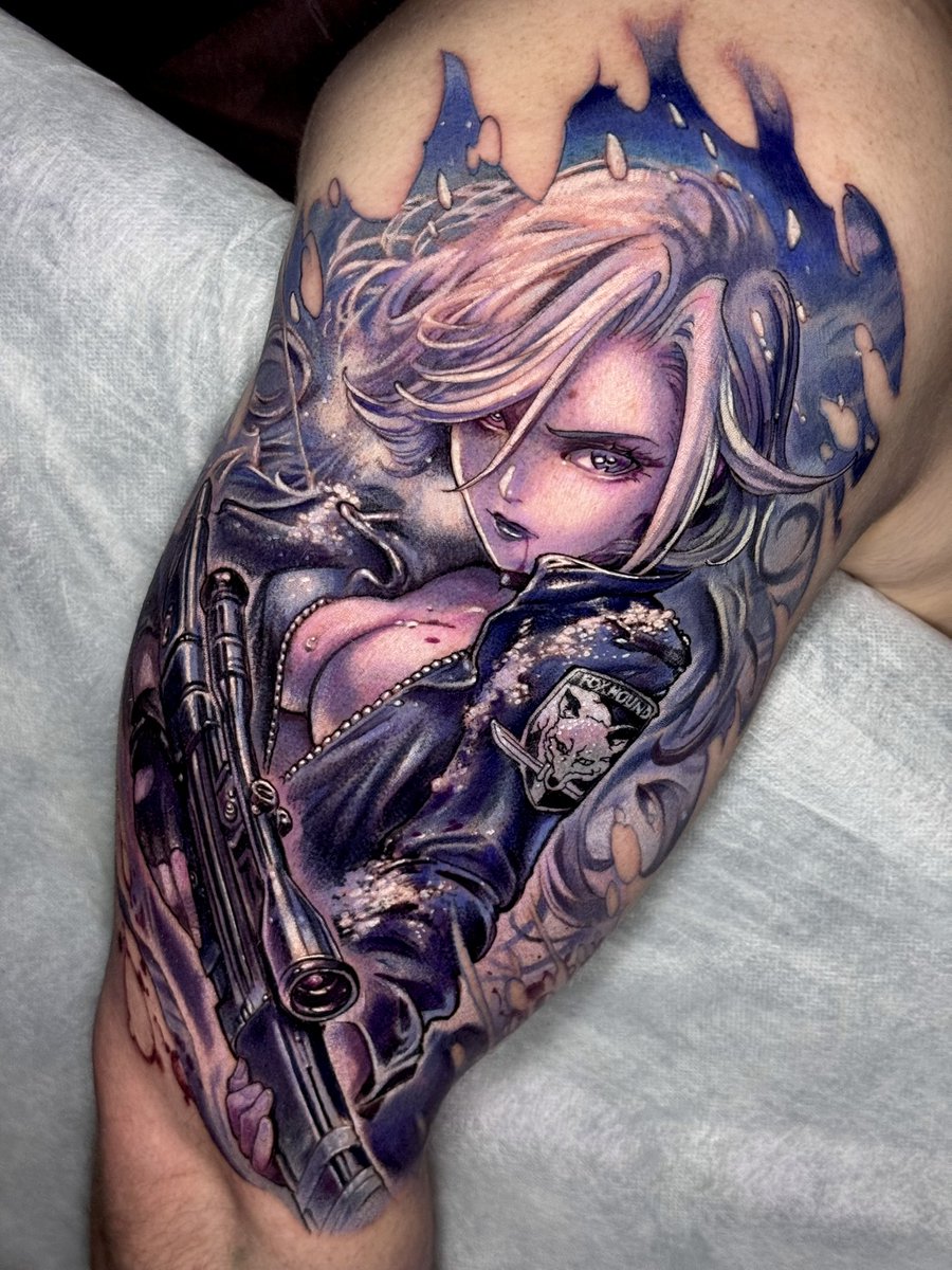 “The heart cannot be silenced. Even on a battlefield, love can bloom.”
Done at: <a href="/InvasionClubJP/">INVASION CLUB いんくら</a> 
Follow for more!
#metalgear #sniperwolf #tattoo