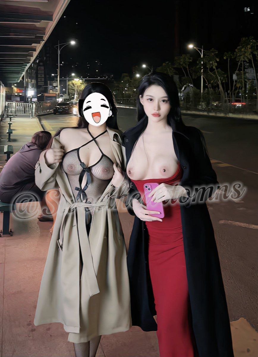 后面那个猥琐男一直盯着我们看，害怕 https://t.co/ESSiVCYV8S
