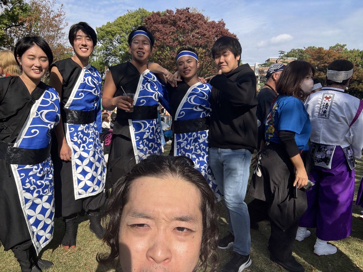 FLYDAY4351's tweet photo. 【四日市よさこい終了報告〜】
無事踊り終えることができましたーー！！

皆さんの手拍子が温かく寒さも吹っ飛ばせました！！！

これからも踊っていきますのでまたよろしくお願いします💃🕺 https://t.co/hxtHsvMRQF