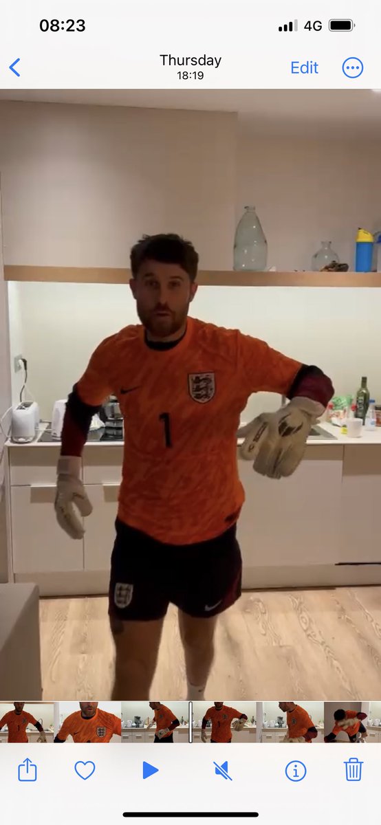 Harry Baker tweet media