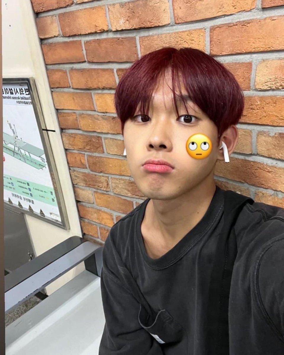 harinxxi's tweet photo. ㅠㅠ
#PickUsSelcaDay #Mingeun #피커스
#TWINKLESSELCADAY #PICKUS https://t.co/tfaqIjCmWm
