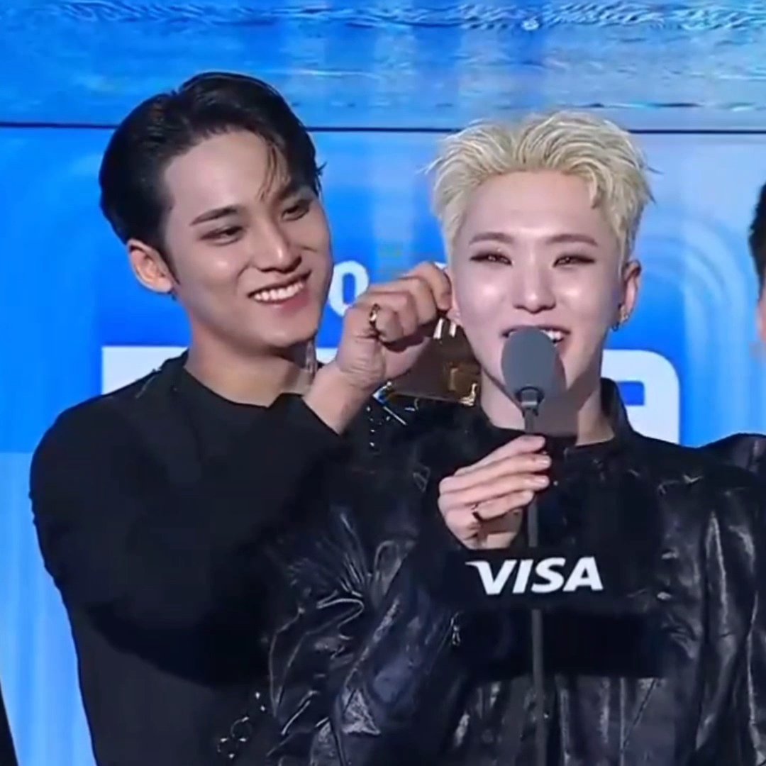 IM GONNA FUCKING THROW UP ISTG SOONGYU WHAY THE ACTUAL FCKDKDKSKSJSKAKAK