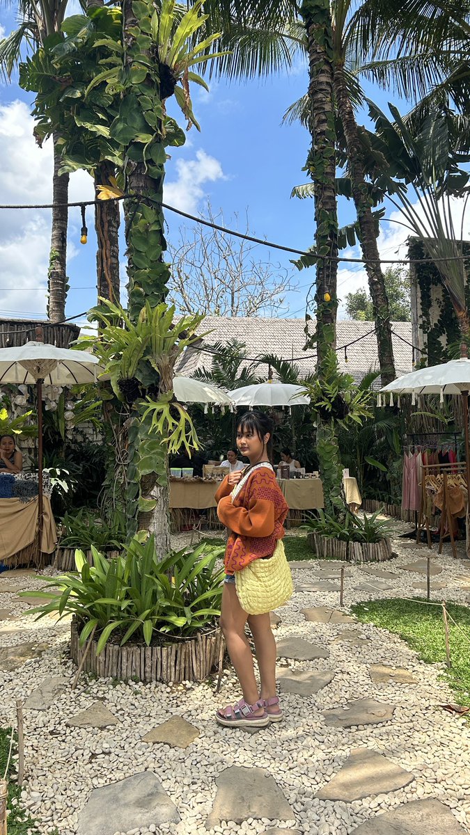 defonotisa's tweet image. harus🫡semangat💪kerja🤸‍♂️biar😙bisa👌jalan jalan🚶‍♀️‍➡️terus🎉