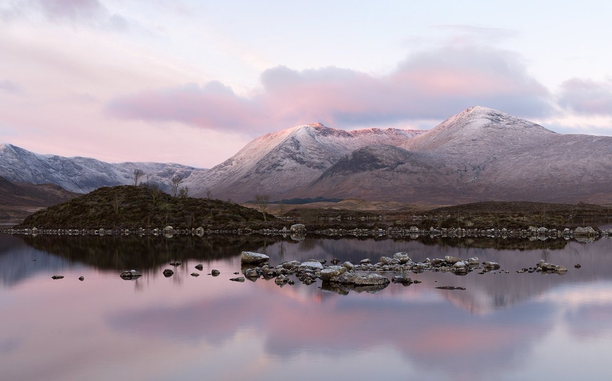 Sunday morning on Rannoch Moor, as I headed back to Skye from Glasgow. #landscapephotography #scotland