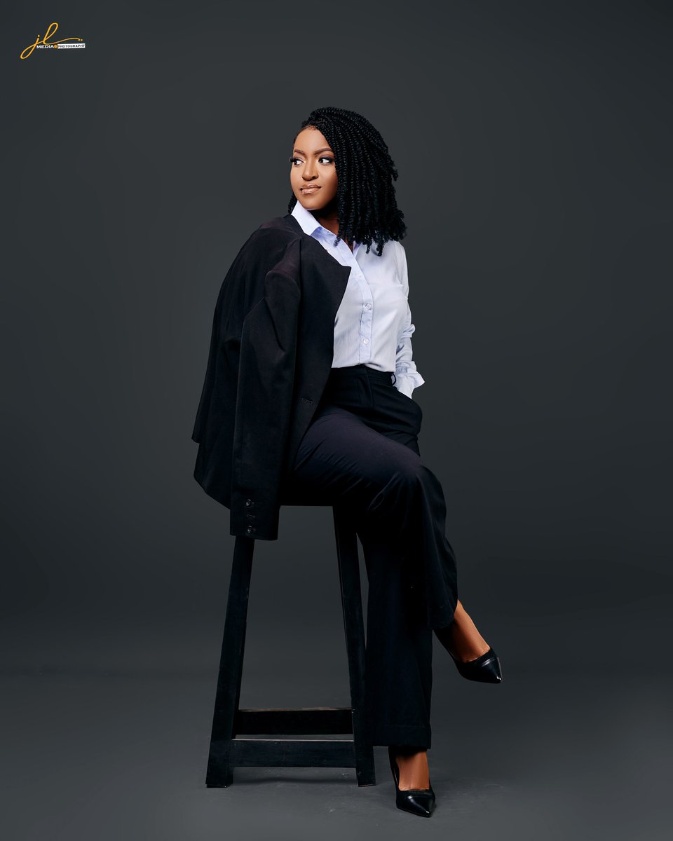 MindCare___'s tweet photo. I am thrilled to share that our founder @ChamaHama_ has been nominated for the Mwanakazi Okongola- Social Impact Award and Health Award
This prestigious nomination highlights MindCare’s efforts in mental health 🧠awareness and wellness

Click the link below to vote 👇🏼👇🏼 https://t.co/VNJalUSL5p