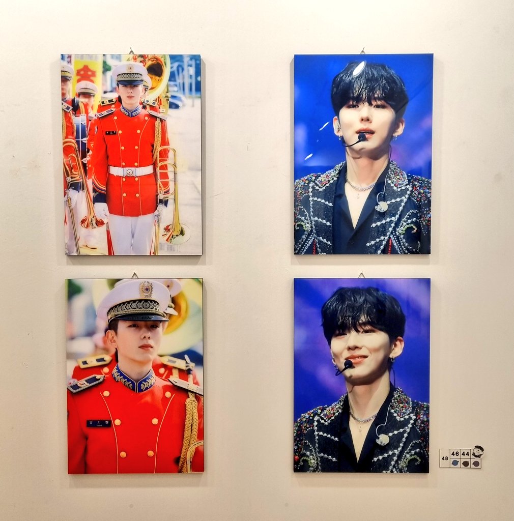 Suyiee2034837's tweet photo. 기현생카🎉

여긴 로우필름🧡 카페앤갤러리(@Dearblue_KH) 인데, 기현이 사진이 전시되어 있어요. 기햔이 예쁜 사진 많은데 몇 개는 제가 유리에 반사돼서... 넘 예쁜 곳🧡🧡🧡
#Hello_my_youth_1122 https://t.co/xCz5JLMh4M