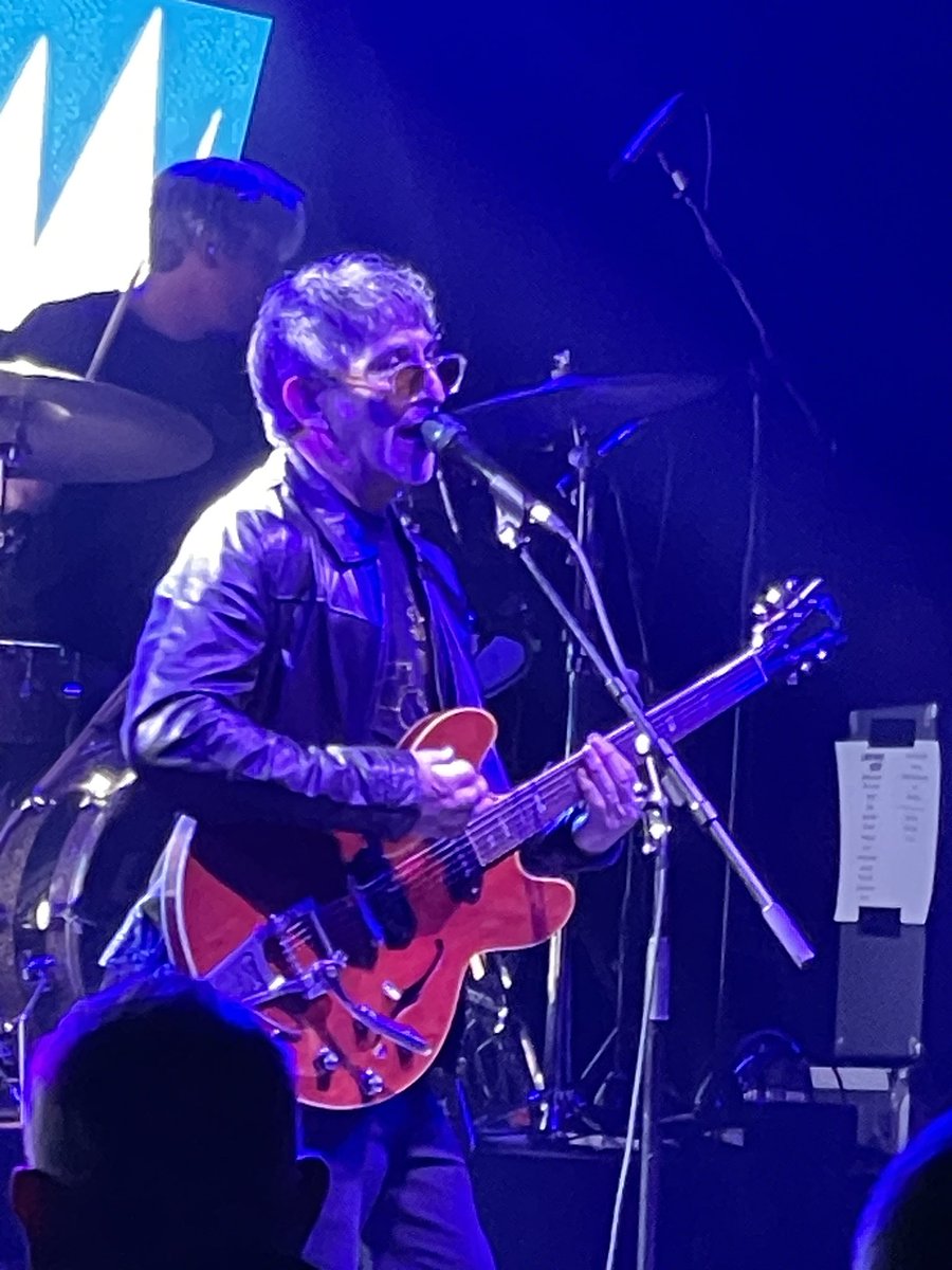 McAllisterMagic's tweet photo. Great night with the @Lightning_Seeds at @O2AcademyBris https://t.co/d4ZgbJ65b6