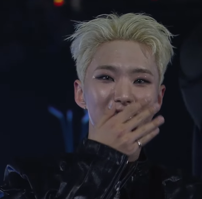 AboutMusicYT's tweet photo. Kpop idols react to BIGBANG's stage at the 2024 MAMA Awards. https://t.co/fJFwpBQYPn