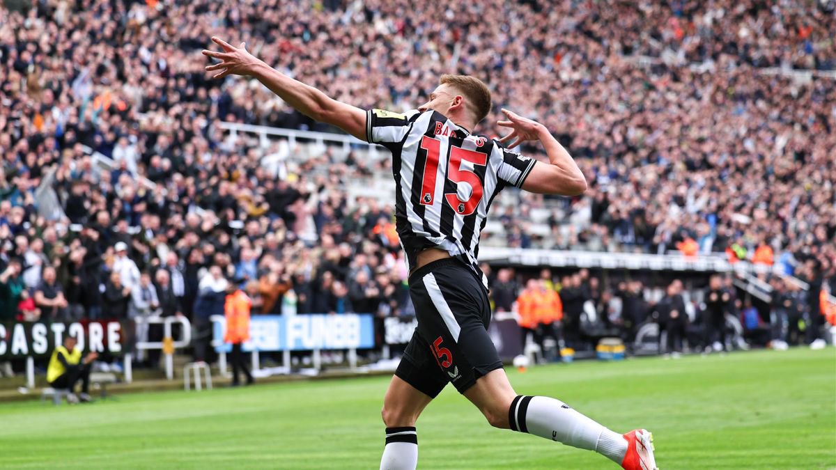 NUSCuk's tweet photo. Only thing worse than Monday night football? 

Monday night football after an international break 😩 #NUFC https://t.co/jYzHaGYPH6