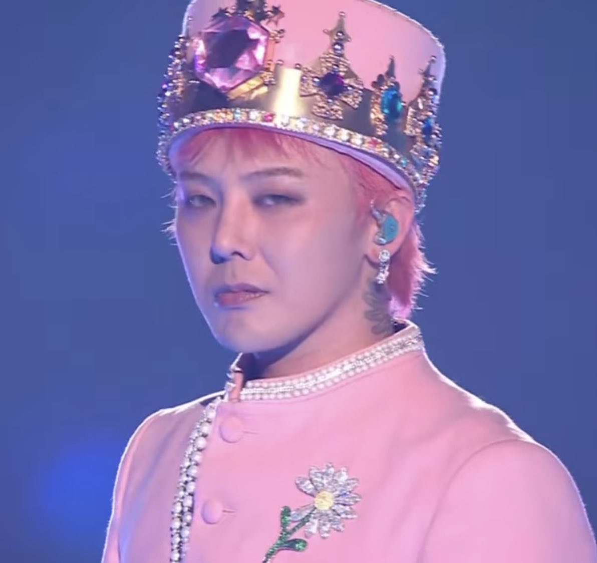 ONE AND ONLY KING OF KPOP, G-DRAGON