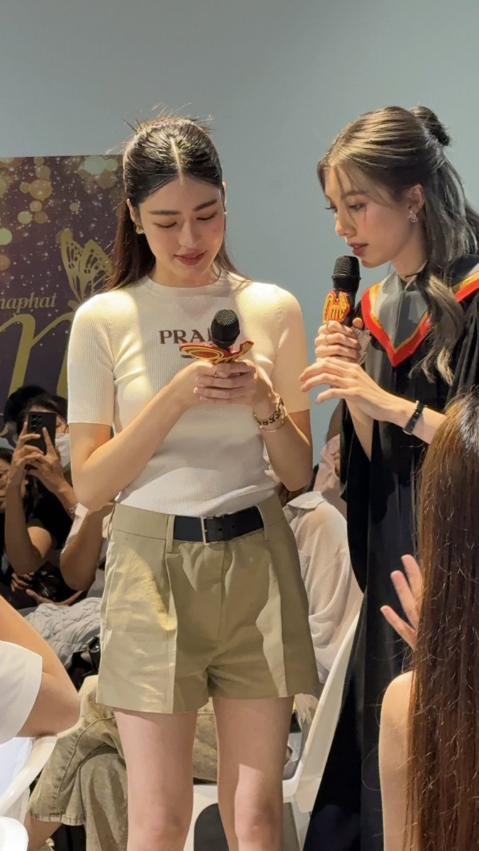 วันของเธอ พี่เลยแต่งตัวลุคที่เธอชอบไปหา
 อ๋ออออออออออออออออออออออ

PROUD OF ORM
#CongratsOrmkorn