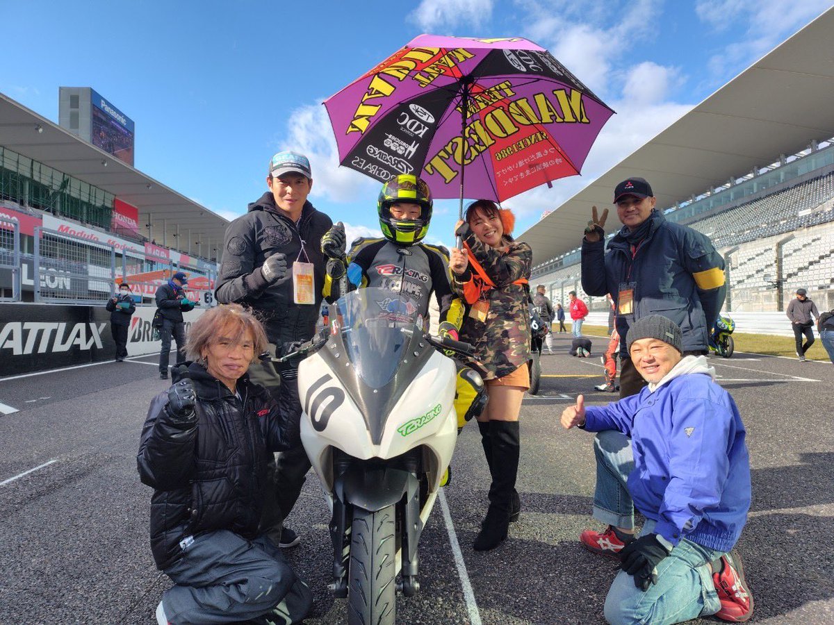 OrangeRider27's tweet photo. チャッピーさん、お疲れ様でしたー!
#MADDEST
#ネオスタ
#ファンラン
#鈴鹿サーキット https://t.co/BY1s9TAGdm