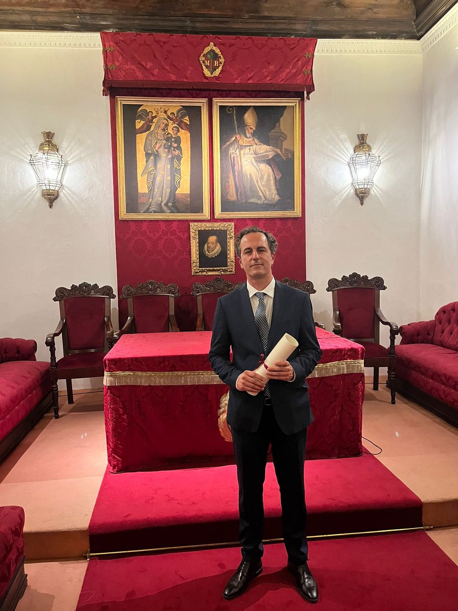 RGMaldo's tweet photo. Real Academia Sevillana de Buenas Letras. Discurso de ingreso.
Agradecido, honrado y emocionado. https://t.co/JoBnA1091D