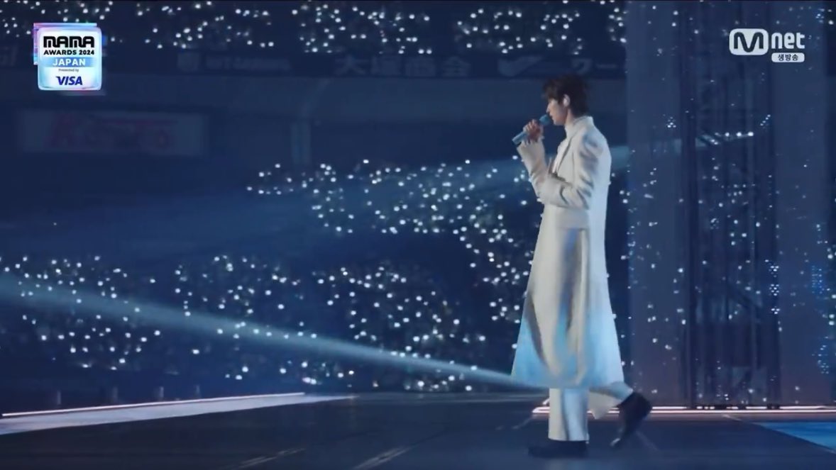 kdrama_menfess's tweet image. •KDM• WAKE UP RYU SUNJAE JADI NYATA 😭😭😭😭 

BYEON WOOSEOK SUDDEN SHOWER AT MAMA AWARDS 2024