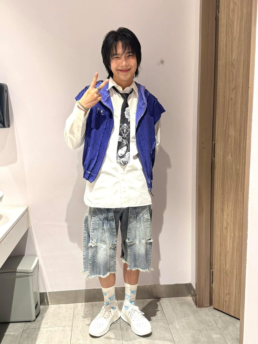 Trend4Biu's tweet image. [23112024]

Facebook ADDA Consignment update 

เข้าไปกดไลค์กดแชร์คอมเม้นกันนะคะ🙏🏻

ใส่ ADDA แล้วเม่จังเลยค้าบบบ💙

LETS WALK TOGETHER WITH BUILD
#ADDA2024xBuild