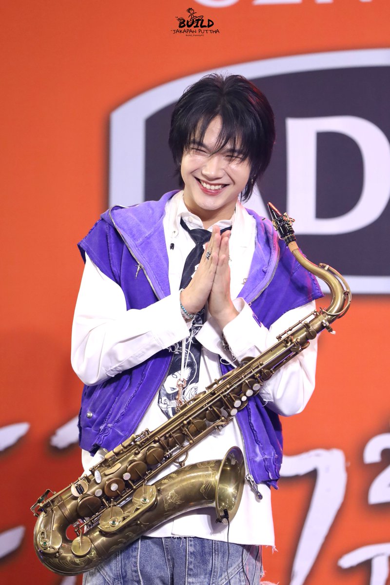 สุดหล่อมาแล้ว มากับ 🎷 คู่จายยยยย 💙✨

LETS WALK TOGETHER WITH BUILD
#ADDA2024xBuild