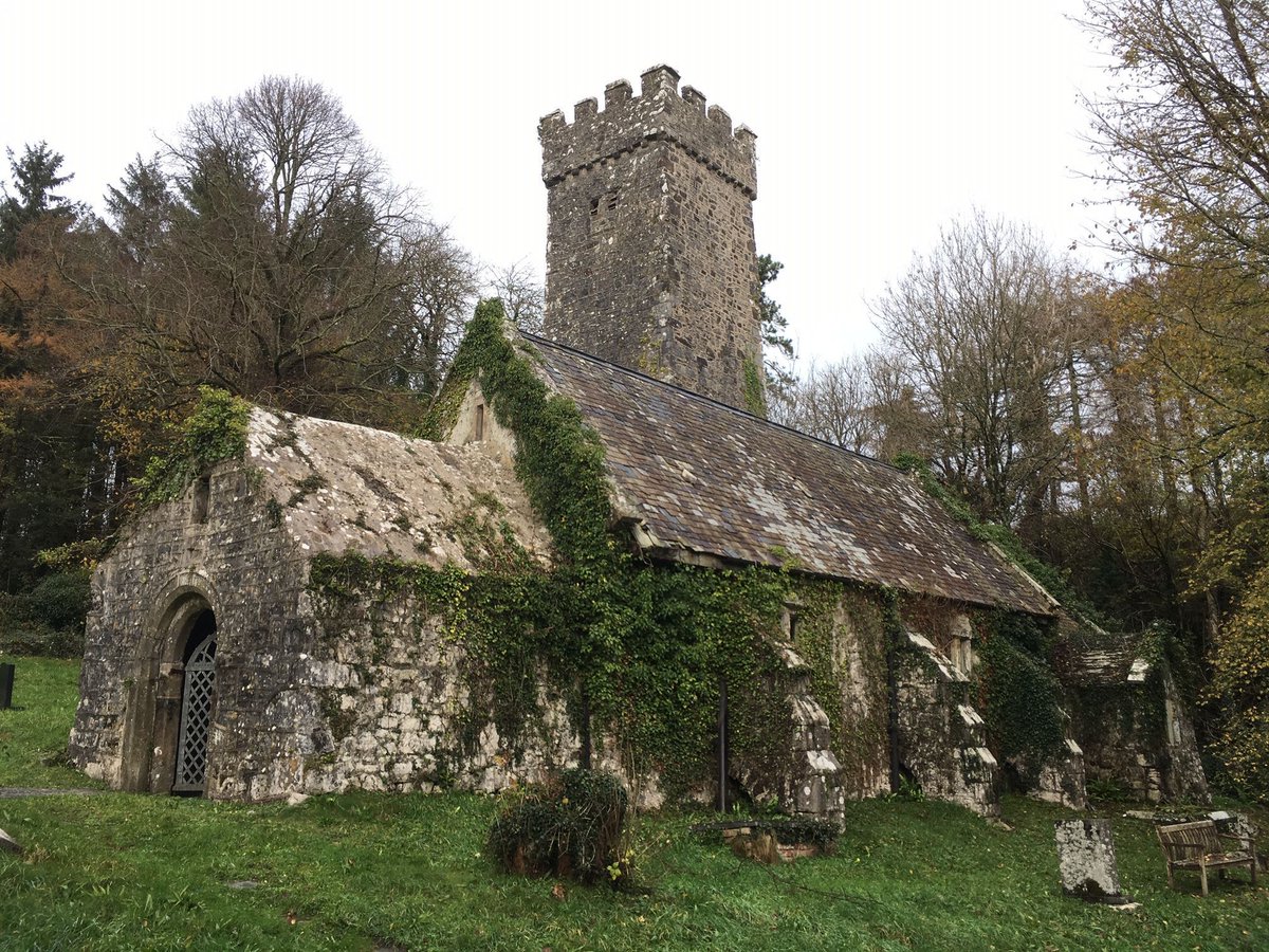 friendschurches's tweet image. What a difference twelve months makes!
... Twelve months, plus enormous grant, loads of donations (thank you), and a ferocious amount of work.

The scaffold came down at St Lawrence’s, Gumfreston, Pembrokeshire recently, and we could hardly believe our eyes. 

1/4