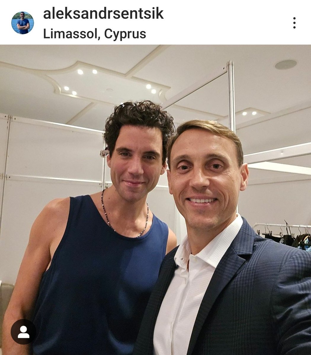 ColoriMika's tweet photo. @mikasounds ieri sera in concerto privato a Cipro. 🎶😏🤩💙💚
📱@aleksandrsentsik ig
#mikainstagram #ciprus #privateconcert https://t.co/1MaNRzHTMW