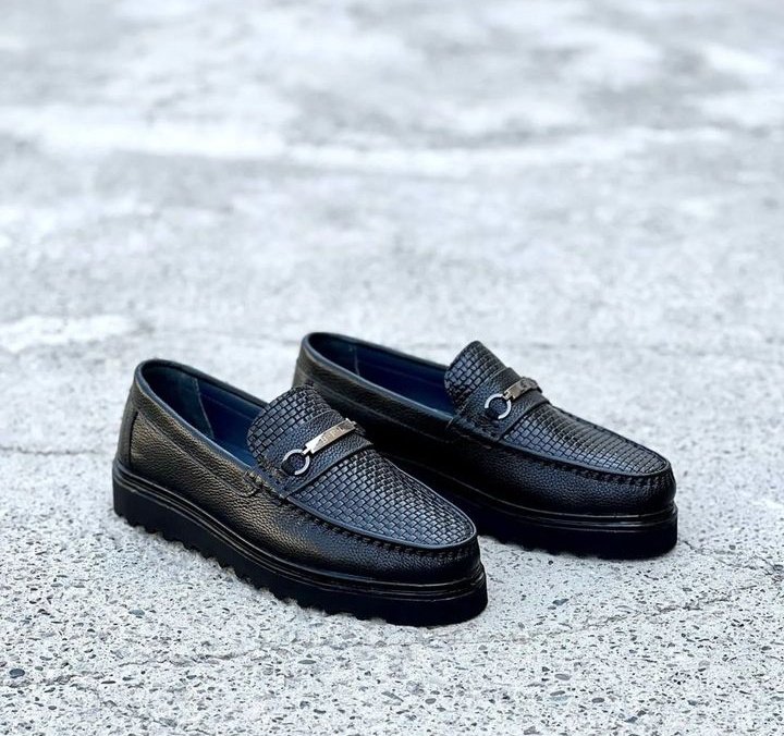 OLASQUARE 𓃵 tweet media