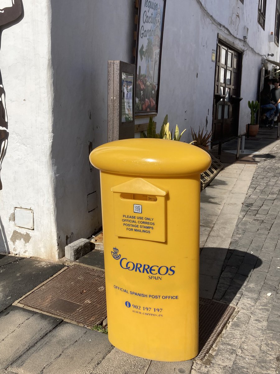 A #Lanzarote double for #PostboxSaturday. A metal pillar box in Arrecife, the capital, and a plastic one in Teguise, the former capital.