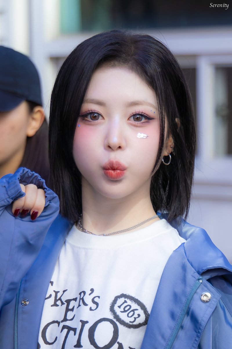S23renity's tweet photo. 241110 HQs

💙

#정혜린 #HyeRin #트리플에스 #tripleS https://t.co/WdJq7oYkHh