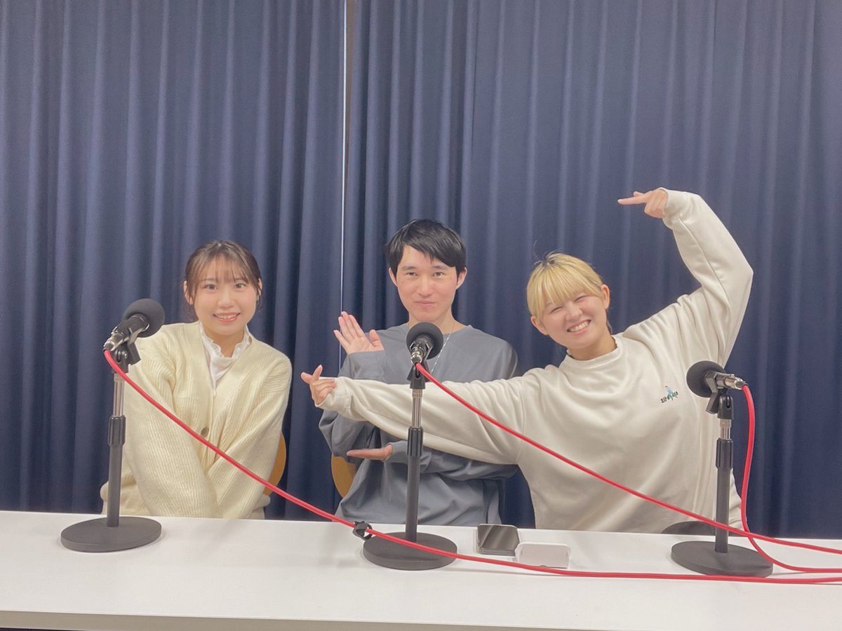 QuoreFM's tweet photo. 本日23時〜池袋ラジオにて放送があります🙆‍♂️
何度か出演してもらった、知花瞳さんです！✨

Quoreの過去についてお話ししているので、是非チェックしてみてください！！

#毎週Quore

ラジオ
https://t.co/CUZhTRi19m

アーカイブ
https://t.co/2KHs7Gdnzt https://t.co/ToBq4kTG3z
