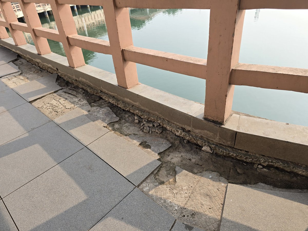 BrahmapurPost's tweet photo. @Ganjam_Admin @CMO_Odisha @BrahmapurCorp @bdabrahmapur
Ramalingeswar Park in Berhampur, inaugurated 4 years back, cries out for admin attention! Uprooted tiles await repair, painting &amp; its unique laser show needs better marketing to reclaim its former glory. https://t.co/Djyf8lHYBf