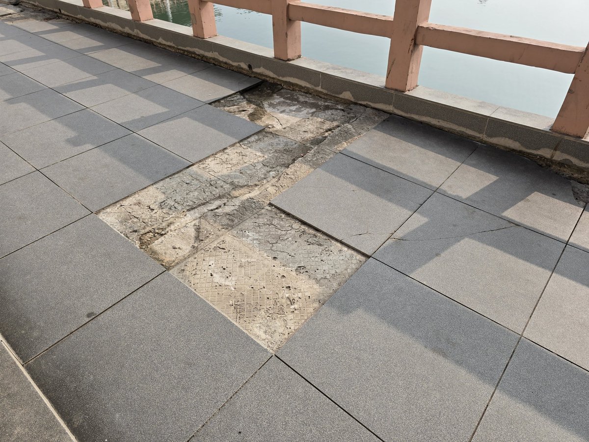 BrahmapurPost's tweet photo. @Ganjam_Admin @CMO_Odisha @BrahmapurCorp @bdabrahmapur
Ramalingeswar Park in Berhampur, inaugurated 4 years back, cries out for admin attention! Uprooted tiles await repair, painting &amp; its unique laser show needs better marketing to reclaim its former glory. https://t.co/Djyf8lHYBf
