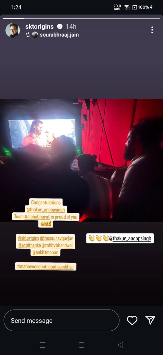 TumpaMajumder13's tweet photo. MB boys watching #ThakurAnoopSingh 's recently released movie at the premiere event !! Truly they have got each other's support always. #DharmarakshakMahaveerChhatrapatiSambhajiMaharaj
#SourabhRaajJain #RohitBhardwaj #AnkitMohan #SauravGurjar #ArpitRanka https://t.co/Z9HnoS8GLC