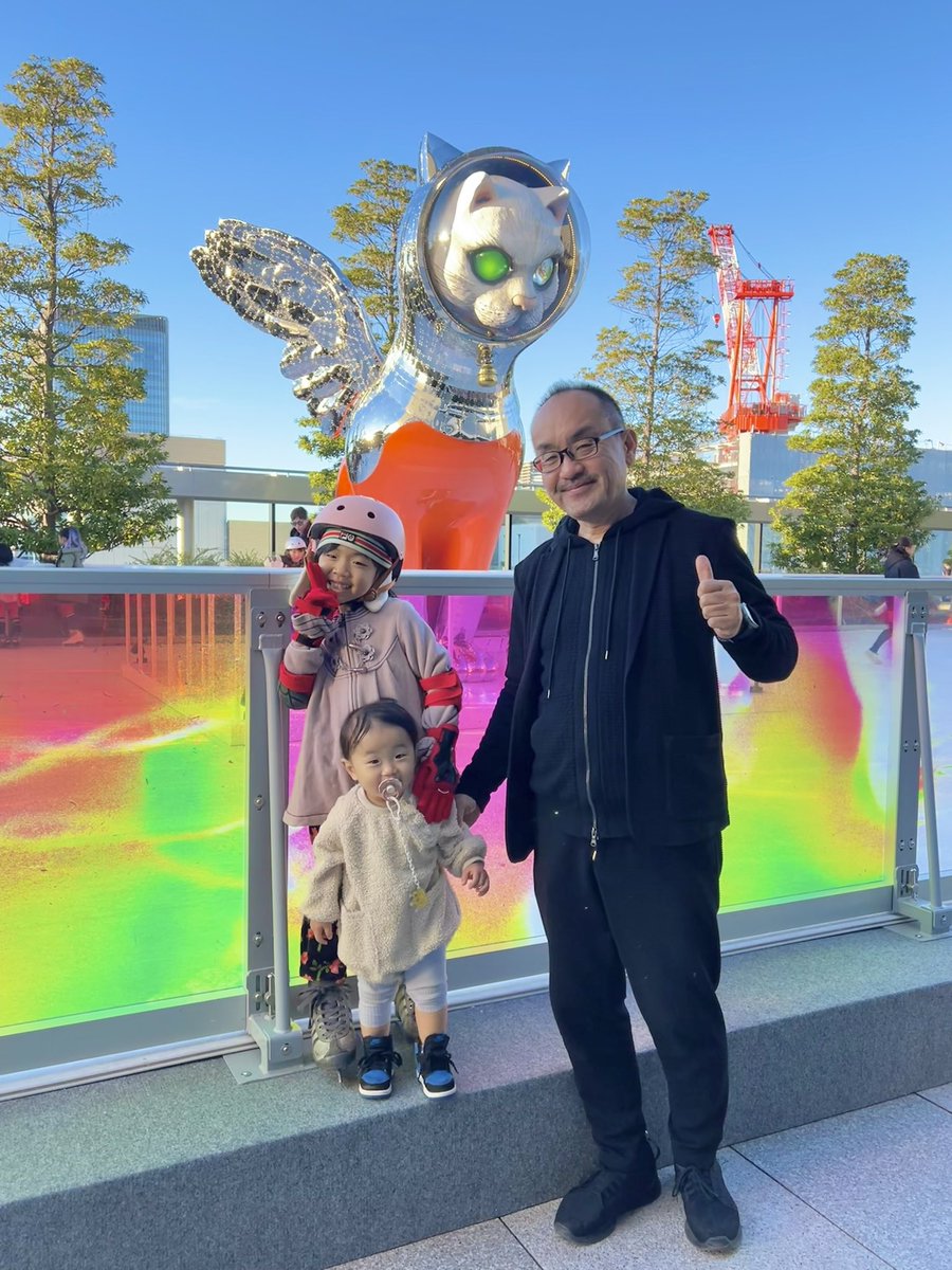 pyonpyopyopyo's tweet photo. GINZA SIXでスケートしてたらヤノベさんとお会いできた🚀🐈‍⬛

ヤノベさんとSHIP'S CATで撮るなんて贅沢すぎる🙇🏻‍♂️ https://t.co/IBxmQBJaCP