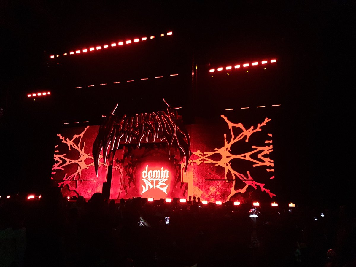 j1record's tweet image. just saw skz for the first time, i feel like crying #dominATE_BULACAN