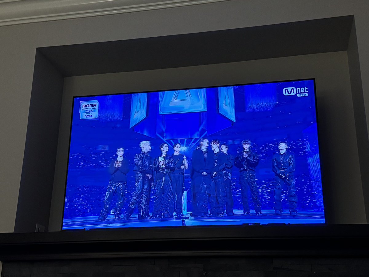 Asha_JSJ's tweet photo. 애드라아아아ㅏ아아 밤 12시 51분에 소리질렀다 ㅜㅜㅜ 홈스테이 이모랑 삼촌 시끄러워하겠다 ㅜㅜ https://t.co/d0N35omUkm