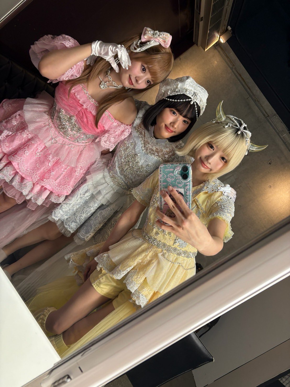 昭和45年／装苑・お嫁さん候補生のための本。9月号付録。【130ページ美品】。 昭和45年／装苑・お嫁さん候補生のための本。9月号付録。【130