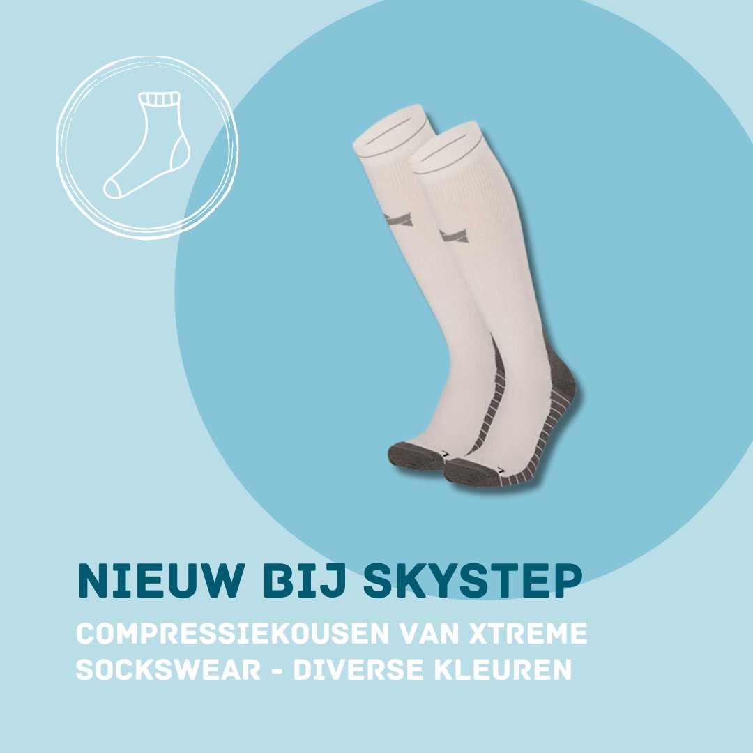 SkystepBV's tweet photo. Met deze compressiekousen blijf je blessures een stap voor. De kousen bieden namelijk bescherming tijdens je workout en bevorderen het herstel erna. Benieuwd naar deze kousen? Je ontdekt ze via deze link: https://t.co/6aeRLx3o0w. https://t.co/zUdNsEIRGf