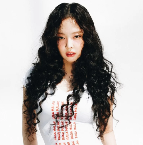 AboutMusicYT's tweet photo. Jennie is the most awarded kpop soloist at the 2024 MAMA Awards (4). https://t.co/dopKY8DLai