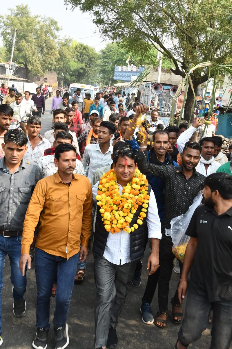 AjeetMeena0113's tweet photo. कई विधायक आयेंगे और चले जाएंगे
जिनका नाम जनता भी याद नहीं रखती है

नरेश मीणा जैसा योद्धा सालों में एक मिलता है
दूसरे जिले से आकर निर्दलीय के दम पर 59000
वोट की ताकत दिखाई है

हाड़ौती से लेकर देवली उनियारा तक कई नेताओं को घर बैठा दिया है

बड़े नेता ध्यान रखे अगला नंबर तुम्हारा भी आ सकता है।