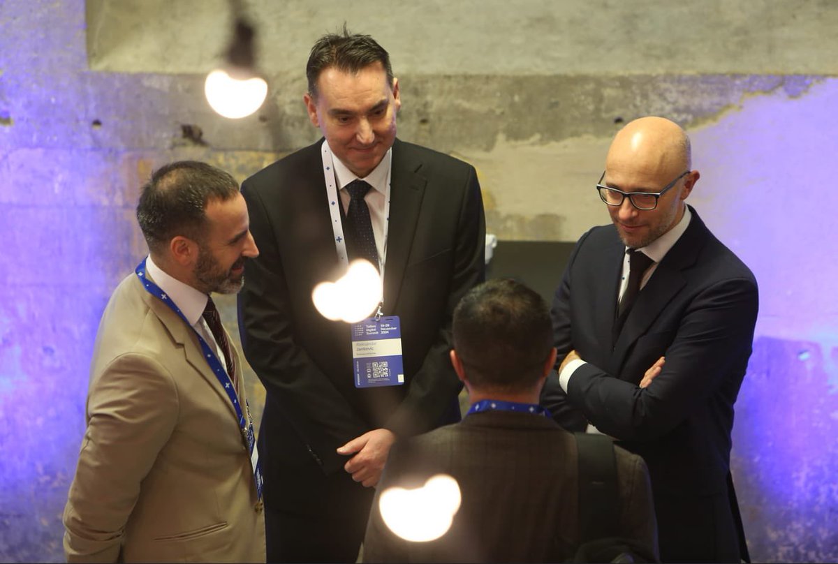SRBinFinland's tweet photo. Assistant Minister Bićanin and Ambassador Janković were also pleased and honoured to meet @KristenMichalPM , Michael Docherty of #EU #DGNEAR , Ingrid Toonekurg of @egovacademy and @NortalGlobal executives during @TallinnSummit
#Serbia #Estonia #TallinnDigitalSummit2024 #TDS2024 https://t.co/kibp9DlJbp
