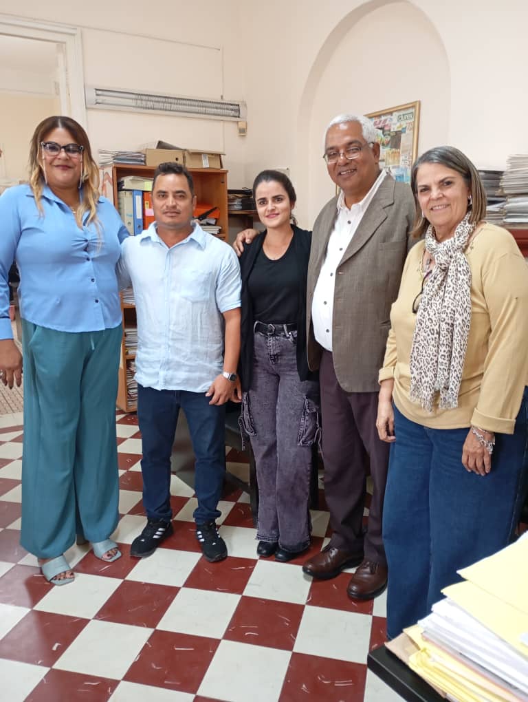 🇨🇺🤝| En el sistema del <a href="/Minjus_Cuba/">Ministerio de Justicia de la República de Cuba</a> con el sacrificio que nos caracteriza, celebramos el aniversario de la creación del <a href="/SNTAP3/">SNTAP en Tercera Conferencia 🇨🇺</a>  avanzando en nuestras funciones con la mira puesta en la calidad de los servicios al pueblo.

#PorCubaJuntosCreamos
#DePieYCombatiendo 🇨🇺