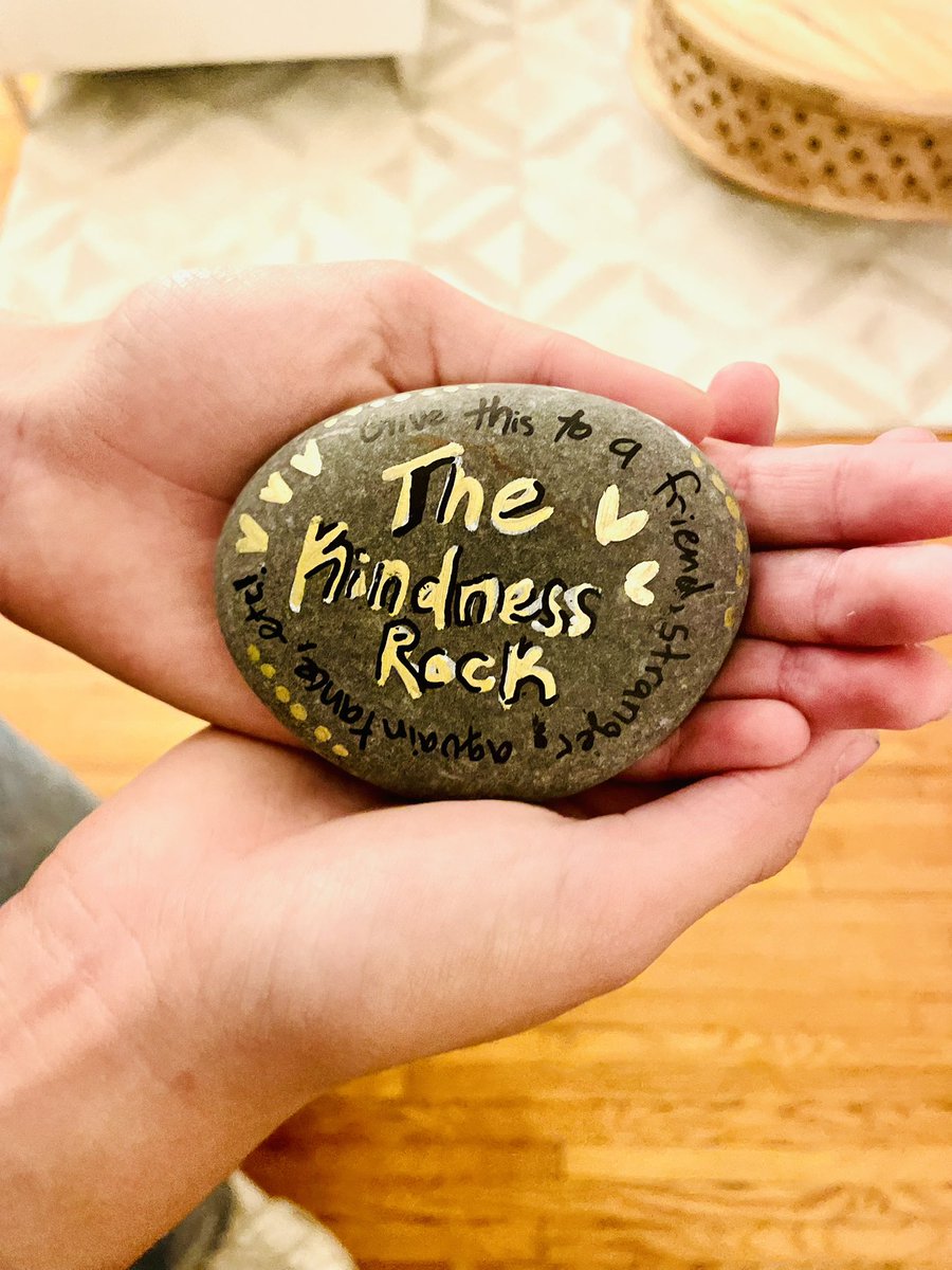 arunima1212's tweet image. 12 year old Annika’s #KindnessRocks are to keep with you as a reminder to be kind to everyone including yourself, or pass it on! DC —Did you find a #KindnessRocks? #Annika #Art #kindnessrocks @PoPville @chefjoseandres @washingtonpost