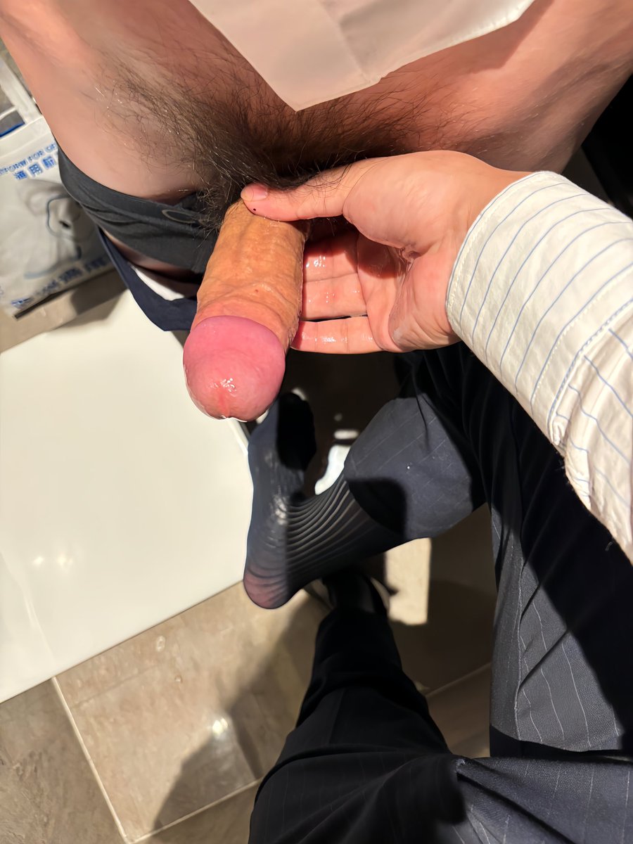 上班受人尊敬，下班是0s的玩具。直男种狗
 #0s #1m #直男 #直男奴 #公狗 #1m0s #0s1m #体育生1m #虐玩 #精牛 #主奴 #调教 #舔脚 #舔逼 #警察 #女王0 #性交 #粗口 #粗口羞辱 #边缘 #农牛